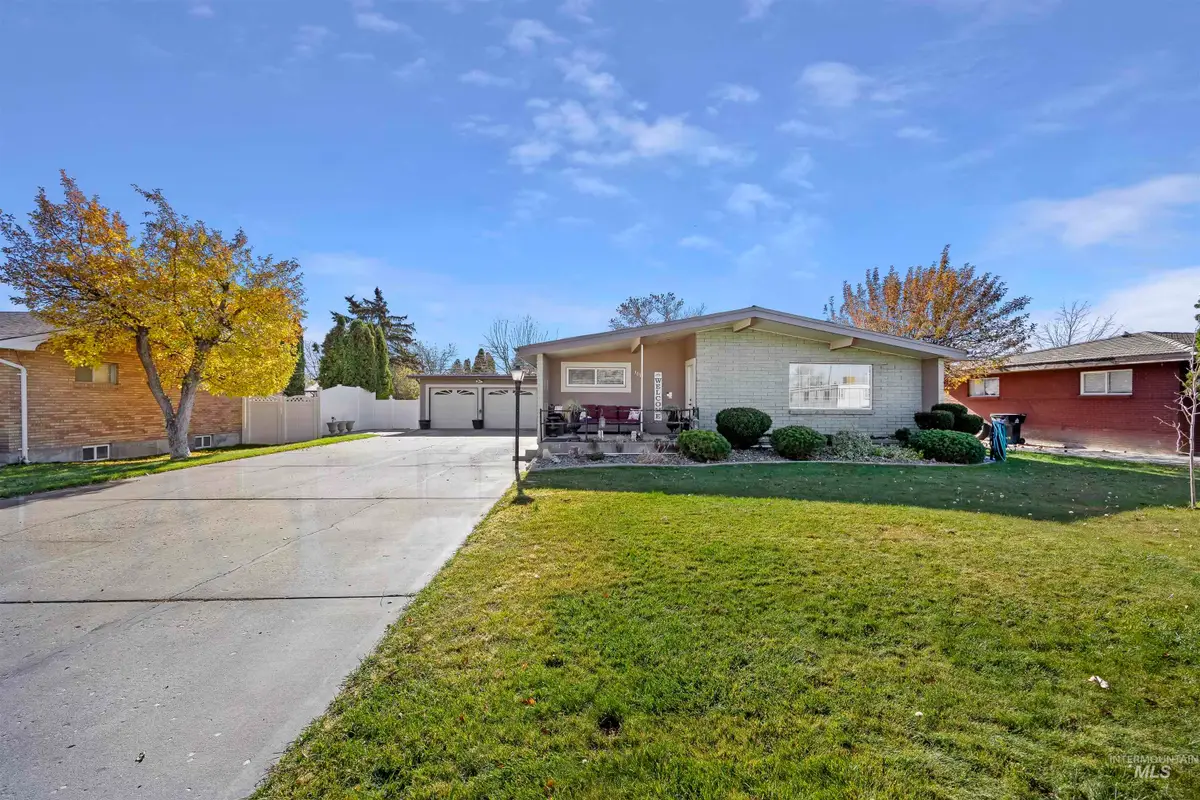 301 E 27th St, Burley, ID 83318 - Image #1