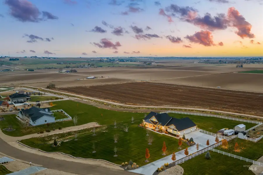 12334 Rivendell Ct., Nampa, ID 83686 - Image #3