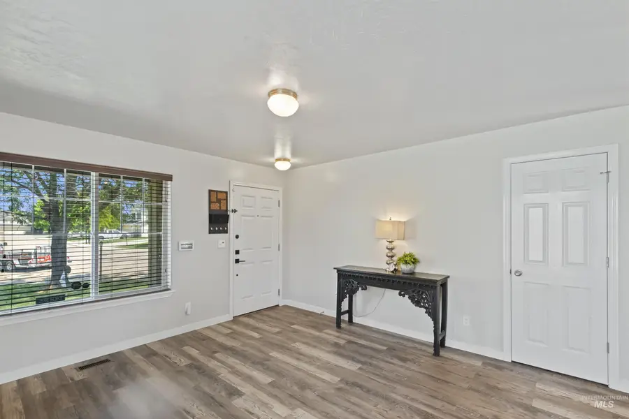 193 E Wythburn St, Kuna, ID 83634 - Image #2