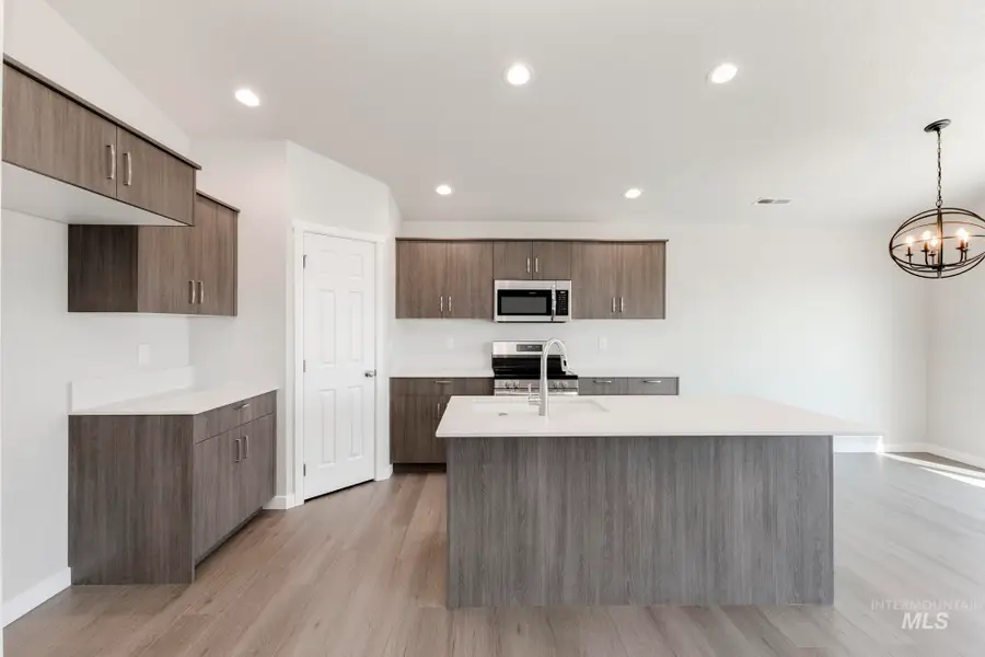 343 N Coltsfoot Ave, Kuna, ID 83634 - Image #3