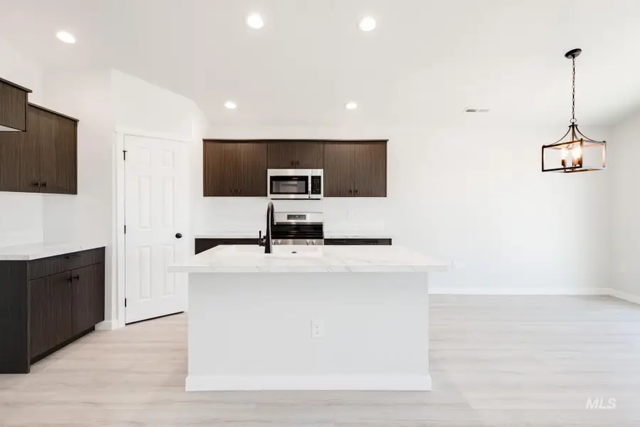 1763 Webb Brook St, Middleton, ID 83644 - Image #3