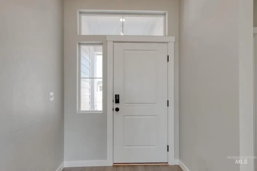 7238 E Shields Dr, Nampa, ID 83687 - Image #2