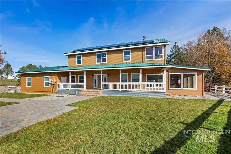 37 Valley Vista Dr, Garden Valley, ID 83622 - Image #2