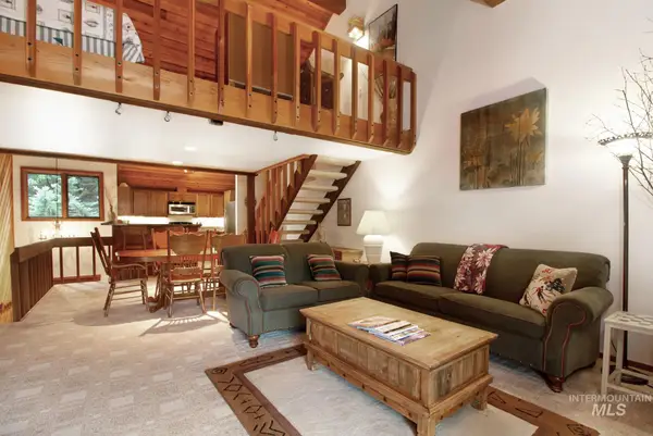 2778 Sunburst Condo Dr, Sun Valley, ID 83353