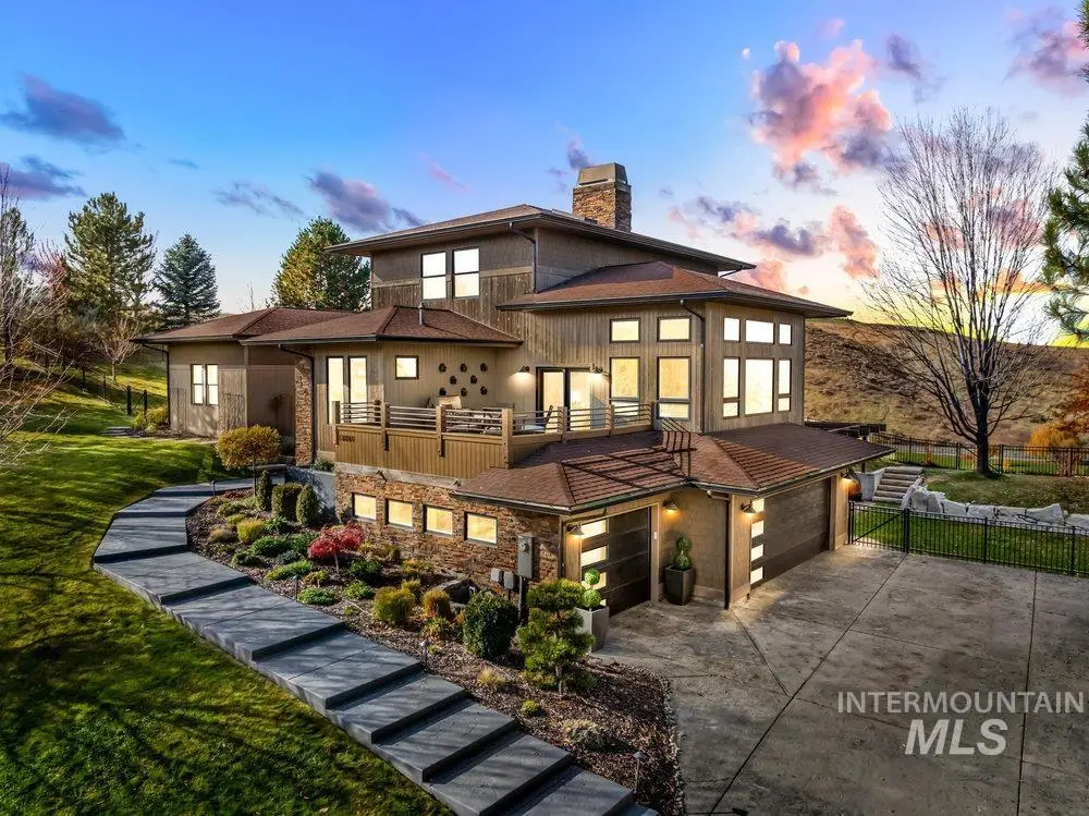 13069 N Town Ridge Rd, Boise, ID 83714 - Image #1