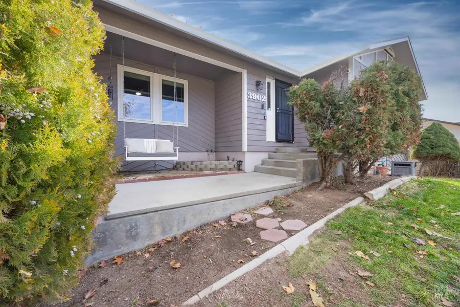 3902 N Shamrock Ave, Boise, ID 83713 - Image #2