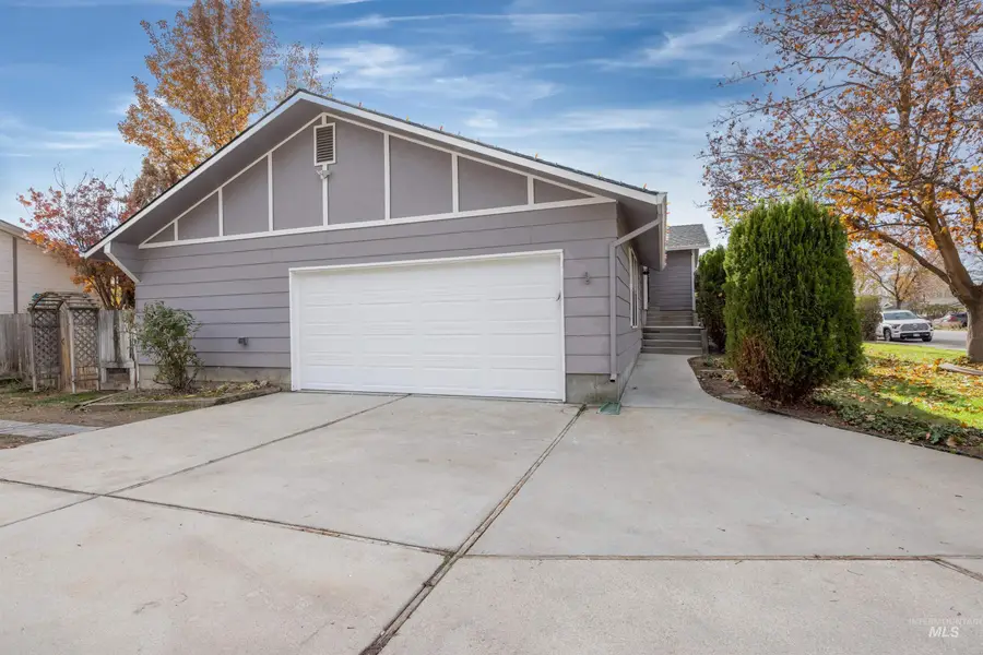 3902 N Shamrock Ave, Boise, ID 83713 - Image #3