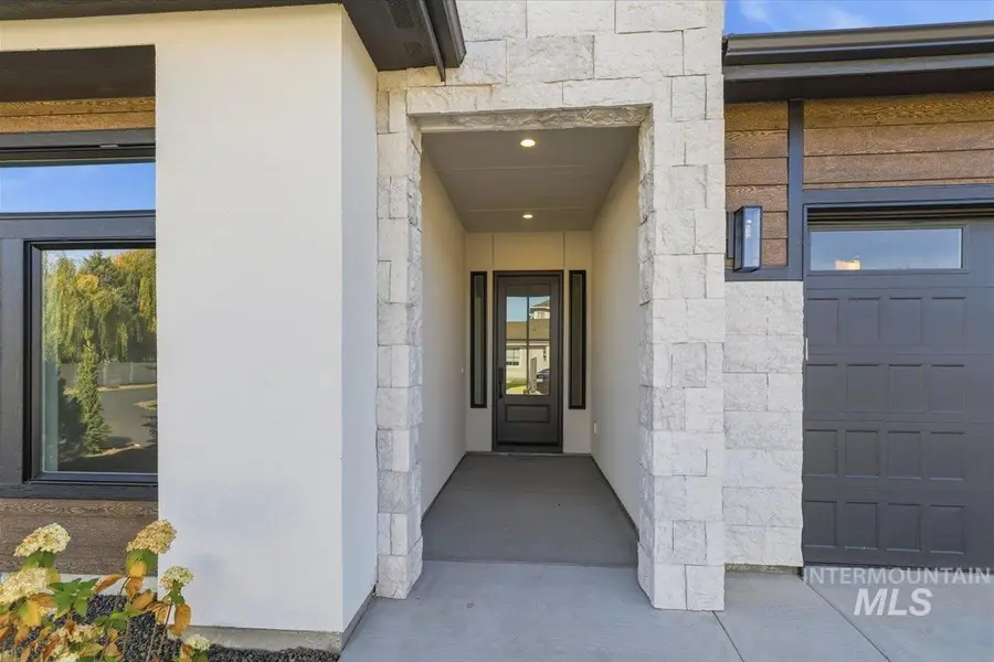 1975 W Pond Stone, Meridian, ID 83646 - Image #2