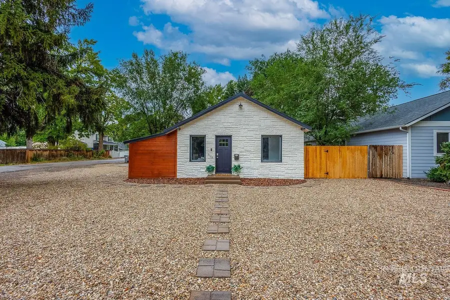 2104 S Owyhee, Boise, ID 83705 - Image #2