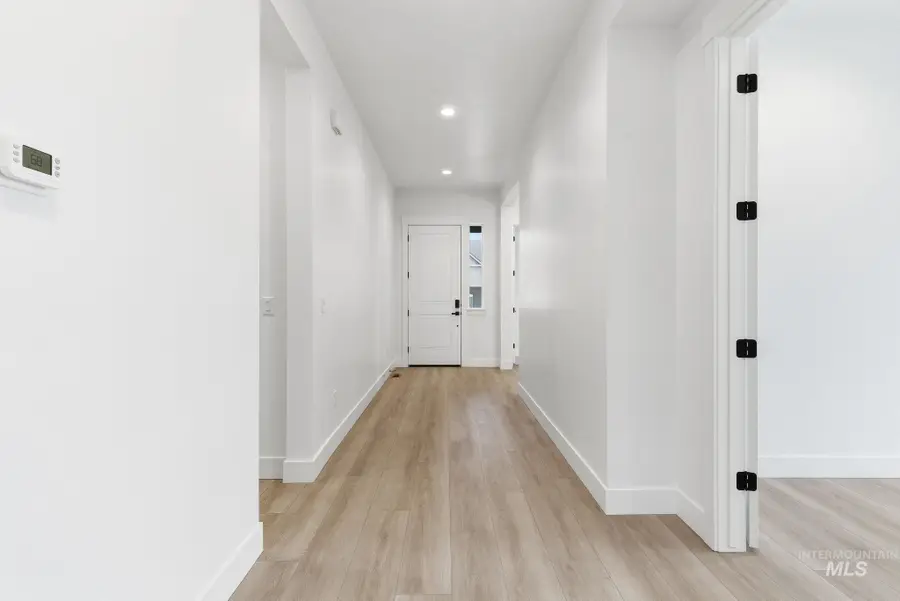 857 N Falling Water Way, Eagle, ID 83616 - #2