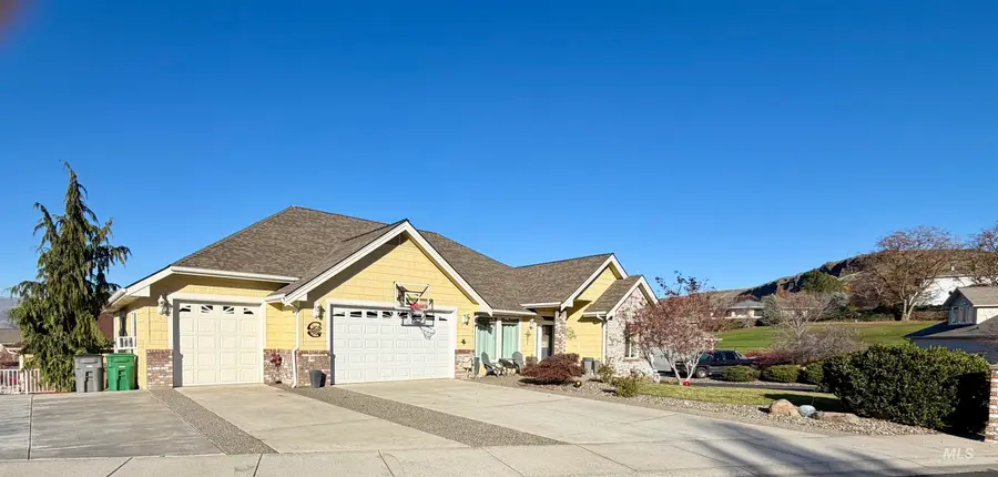 101 Canyon Greens Ct, Lewiston, ID 83501 - Image #2