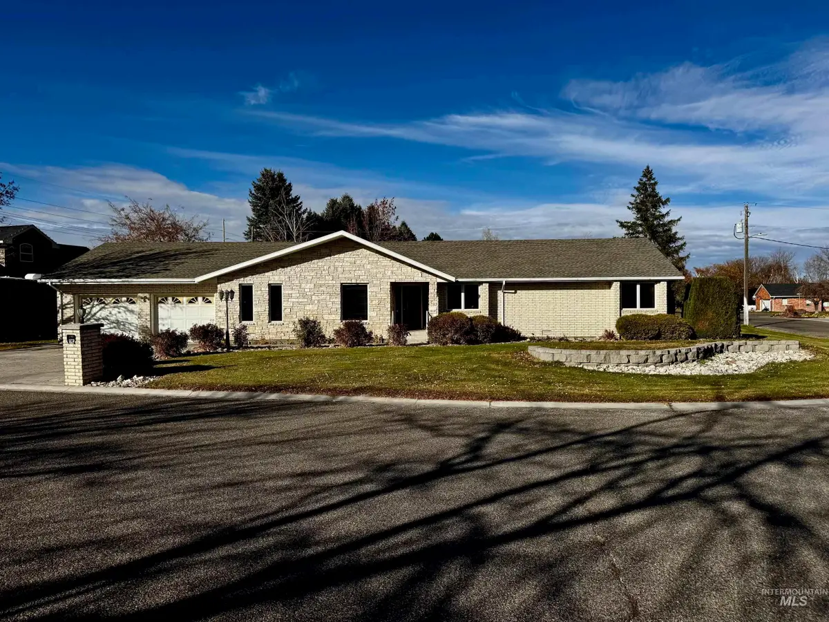 1142 Fairview Ave, Rupert, ID 83350 - Image #1
