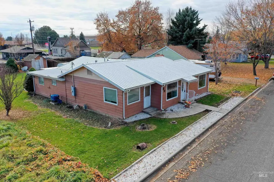 303 W 1st St, Middleton, ID 83644 - Image #3
