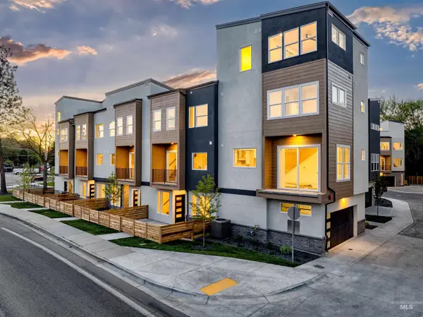 2013 S Makar Ln, Boise, ID 83706