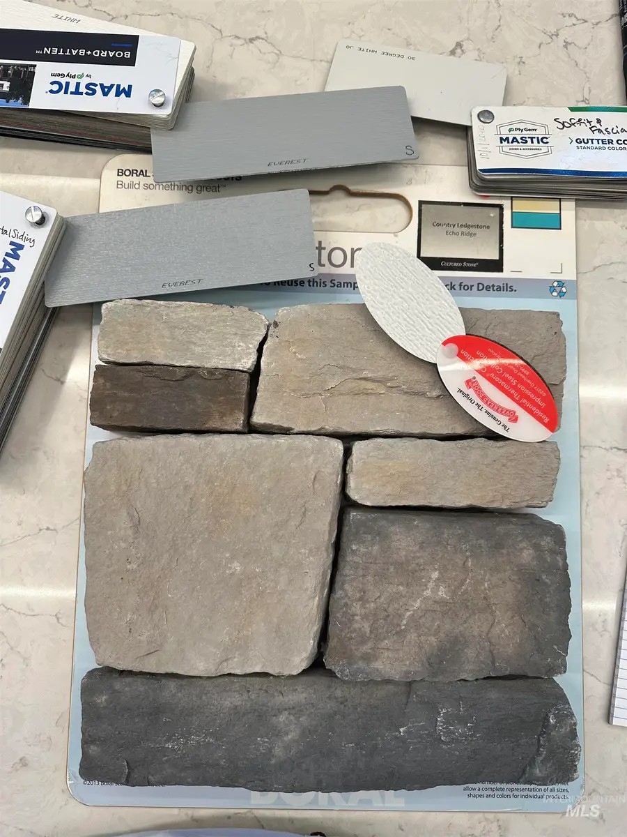 926 Latemar Rd, Jerome, ID 83301 - Image #2