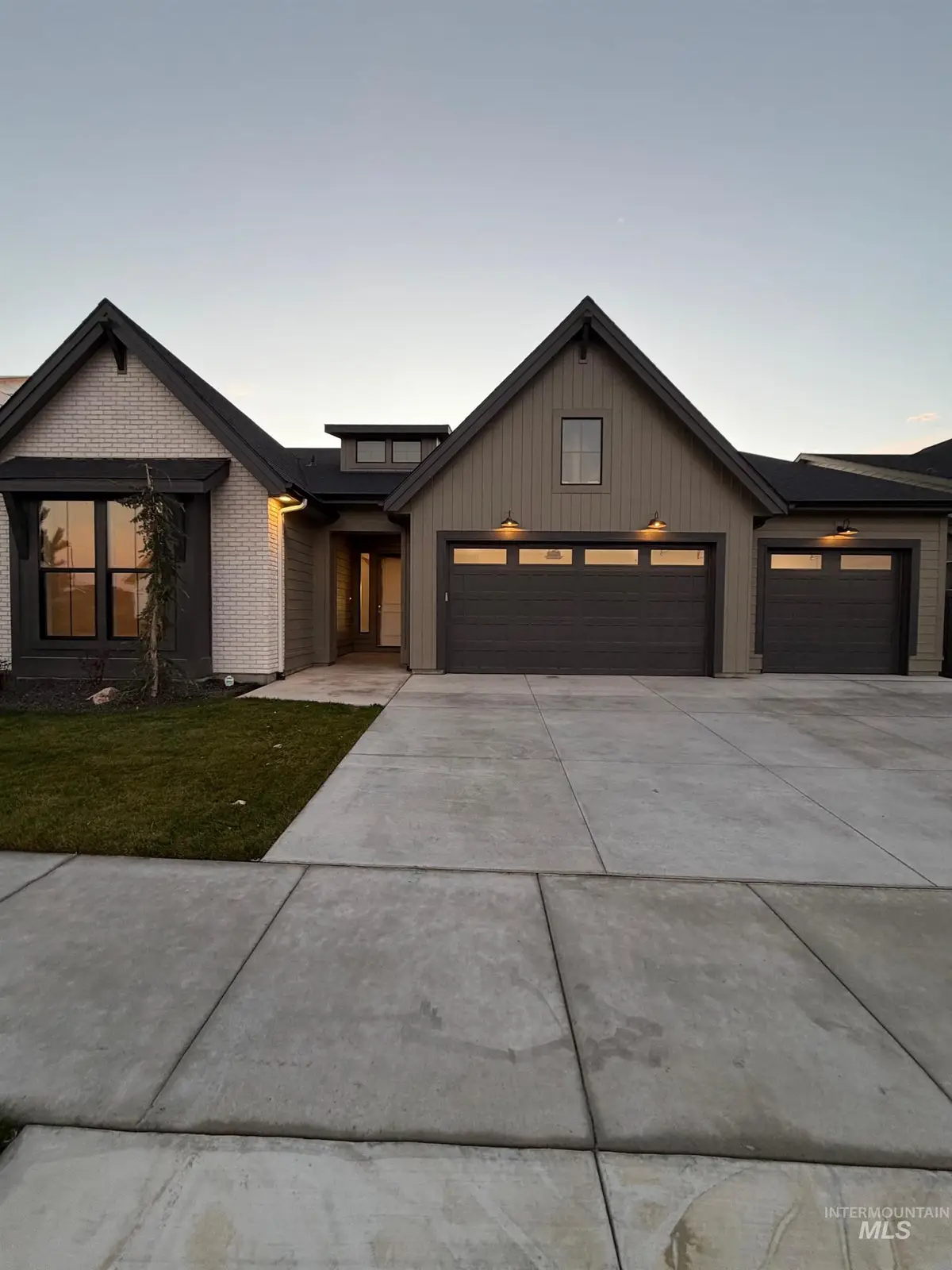 6771 S Messner Way, Meridian, ID 83642 - Image #1