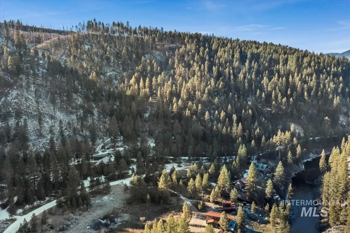 182 Southfork Rd, Garden Valley, ID 83622 - Image #1