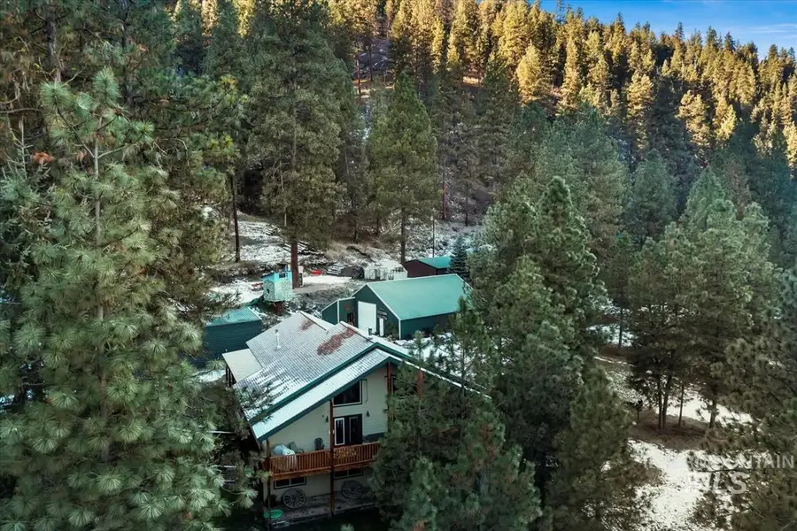 182 Southfork Rd, Garden Valley, ID 83622 - Image #2