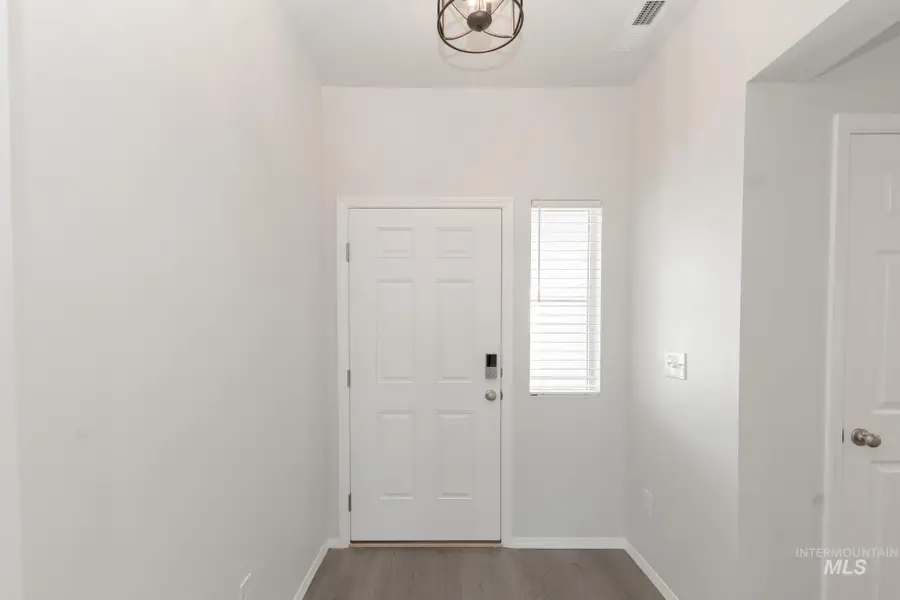 7166 E Shields Dr, Nampa, ID 83687 - Image #2