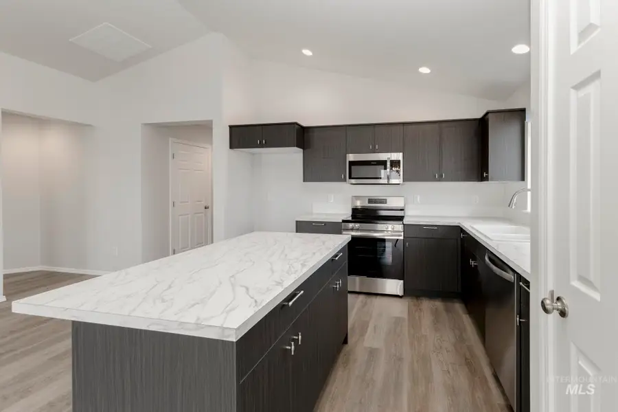 7265 S Menzingers Ave, Meridian, ID 83642 - Image #3