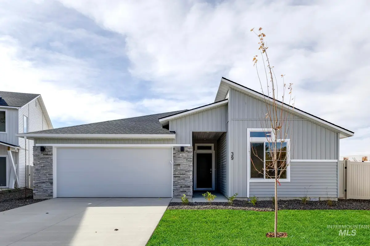 3451 E Red Maple Ct, Nampa, ID 83686 - Image #1