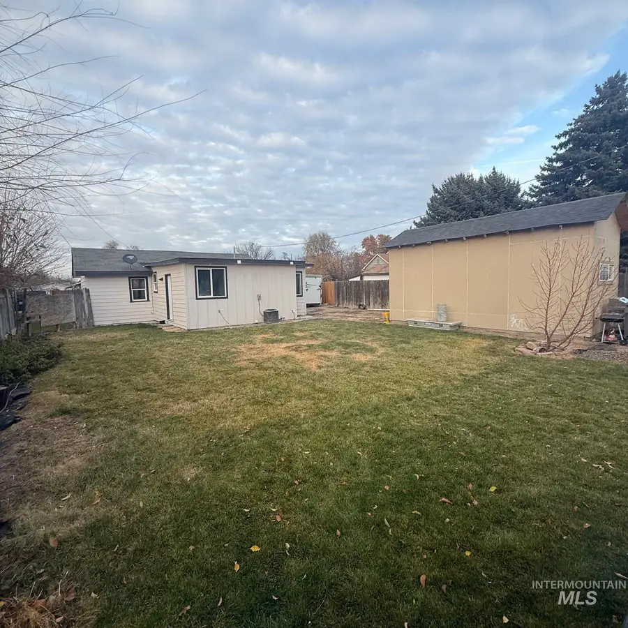 211 Shoshone, Nampa, ID 83651 - Image #3