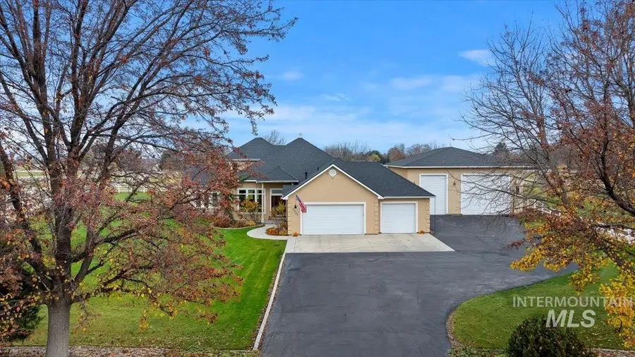 4034 St James Loop, Nampa, ID 83687 - Image #2