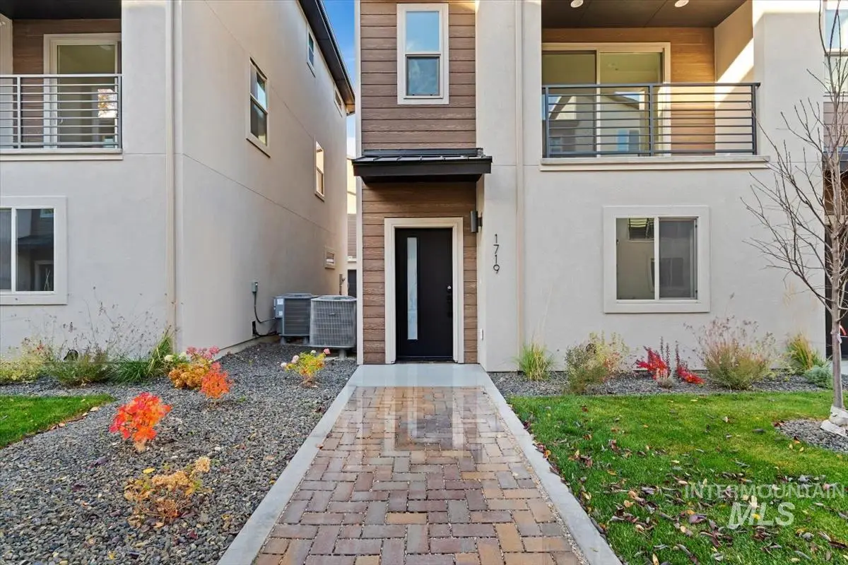 1719 Rock W Burlison Lane, Boise, ID 83705 - Image #1