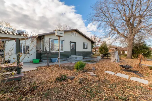 408 Clear Lakes, Buhl, ID 83316