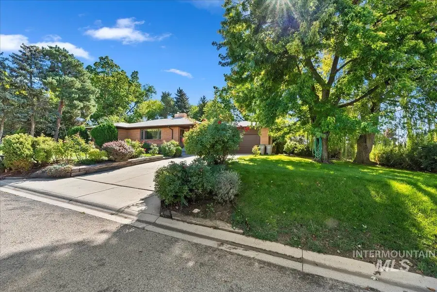 10529 W Stardust Drive, Boise, ID 83709 - Image #3