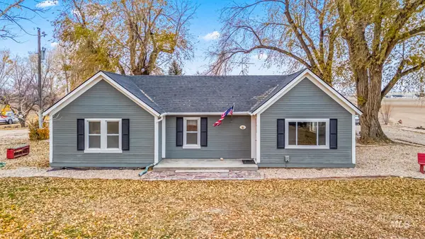 10065 Deer Flat Rd, Nampa, ID 83686