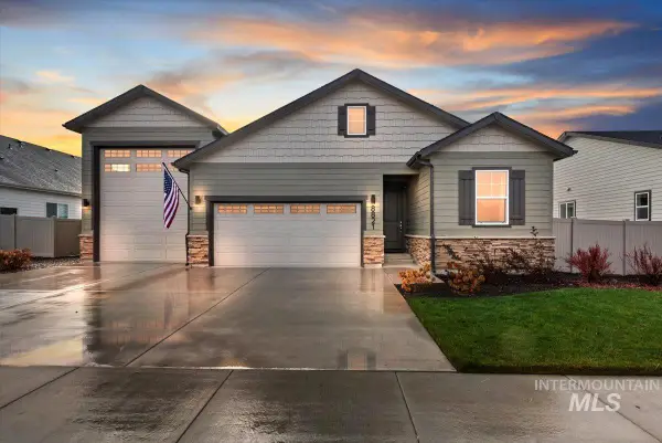 8821 E Snow Drop St, Nampa, ID 83687