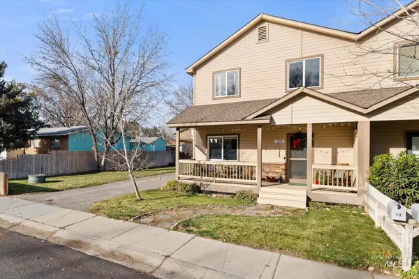 124 W Cherry Ave, Meridian, ID 83642