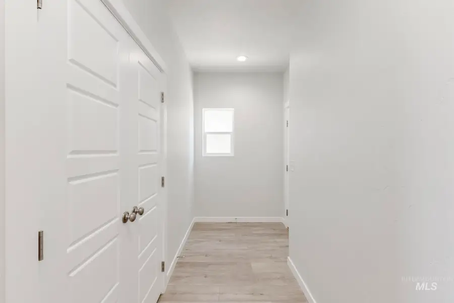 10573 W Tinder St, Star, ID 83669 - Image #2