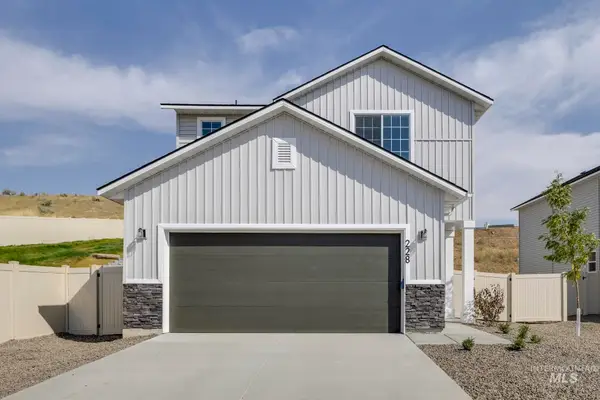 2462 W Fallon Lp, Nampa, ID 83651