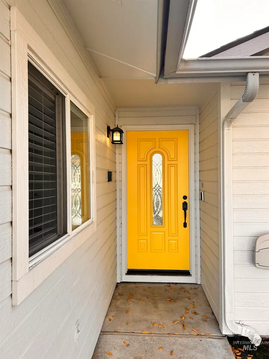 5639 S Snapdragon Place, Boise, ID 83716 - Image #2