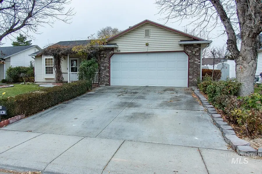 918 W Oakmont Ave, Nampa, ID 83686 - Image #2