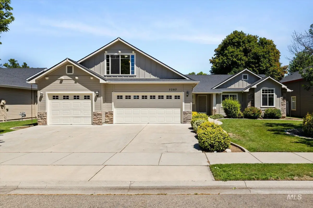5282 N Schumann Ave, Meridian, ID 83646 - Image #1