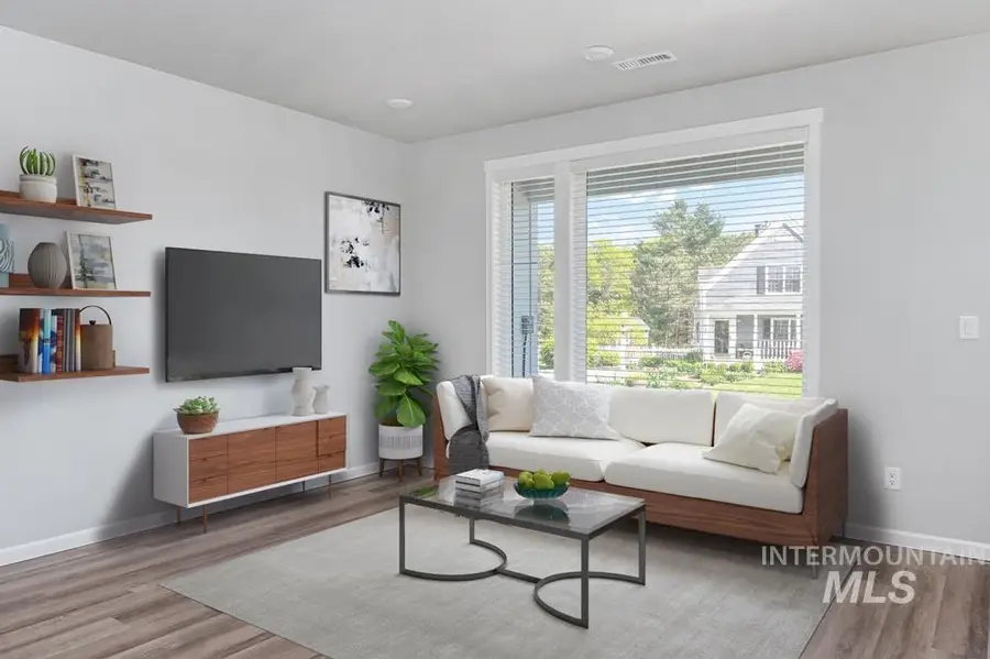 1960 NW Strahorn Dr., Mountain Home, ID 83647 - Image #2