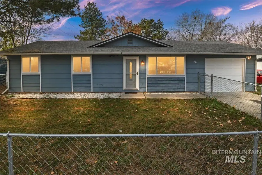 911 N La Cresta Ave, Caldwell, ID 83605 - Image #2