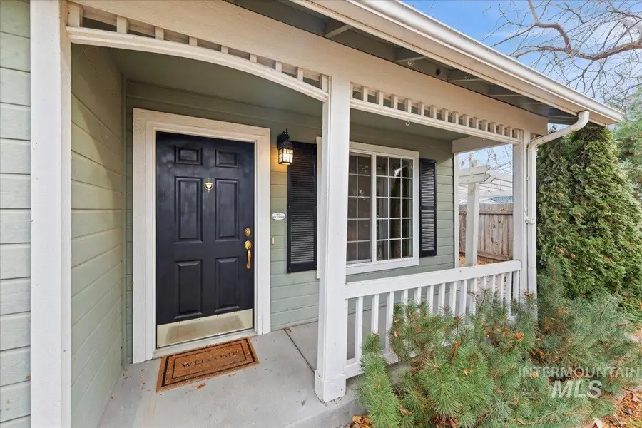 1516 W Bird Loop, Nampa, ID 83686 - Image #2