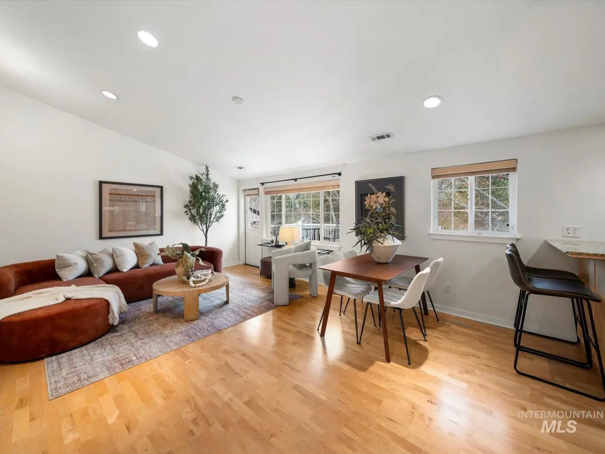 213 Village Lane, Boise, ID 83702 - Image #1