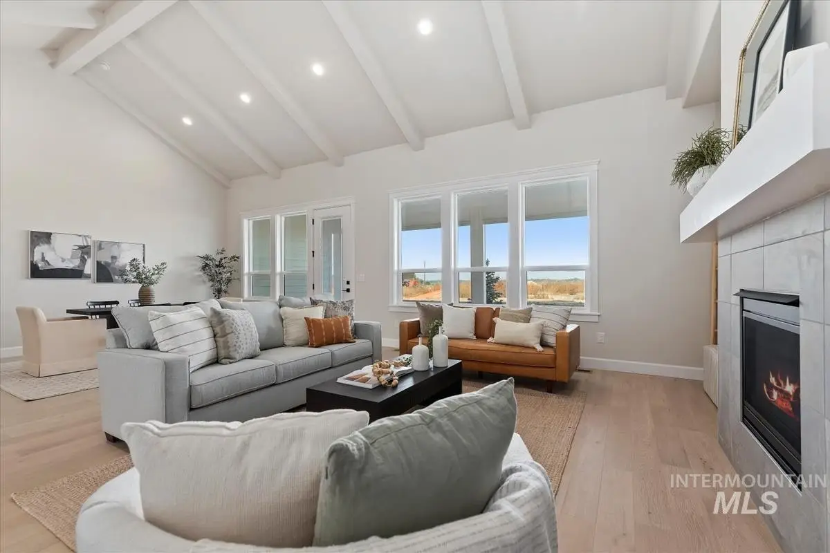 153 S Sunniva Ave, Kuna, ID 83634 - Image #1