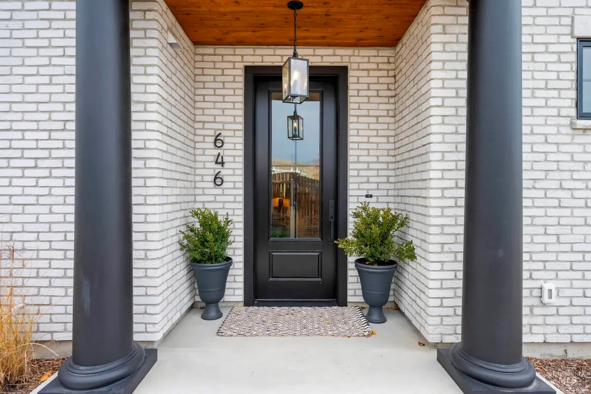 646 N Avenue H Avenue, Boise, ID 83712 - Image #1