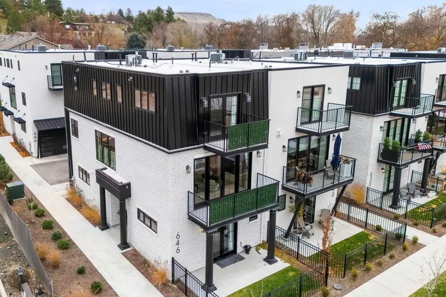 646 N Avenue H Avenue, Boise, ID 83712 - Image #2