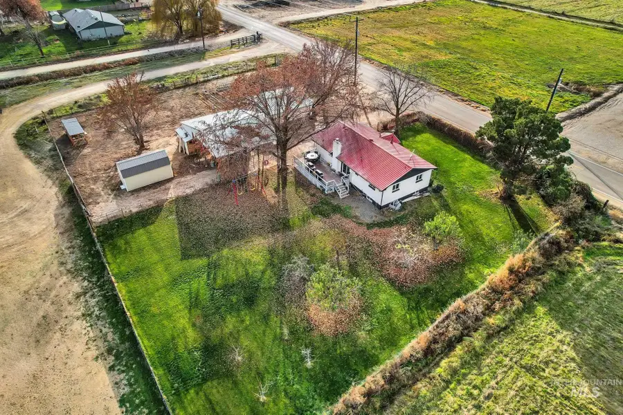 22996 Blessinger Rd, Star, ID 83669 - Image #3