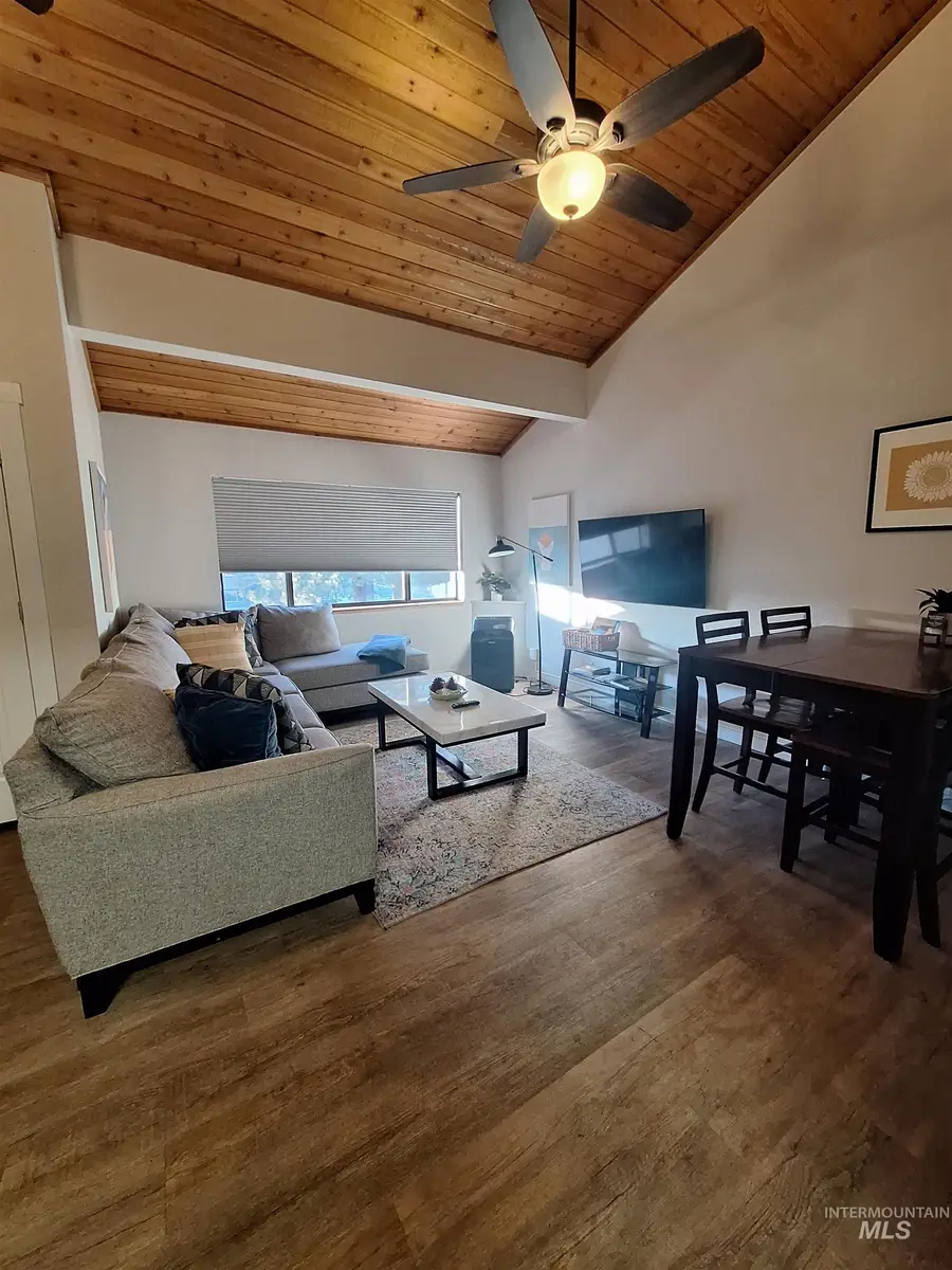 304 Mcbride #307, McCall, ID 83638 - Image #2