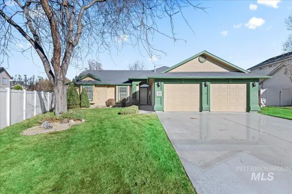 4018 E Indigo Ct, Nampa, ID 83687