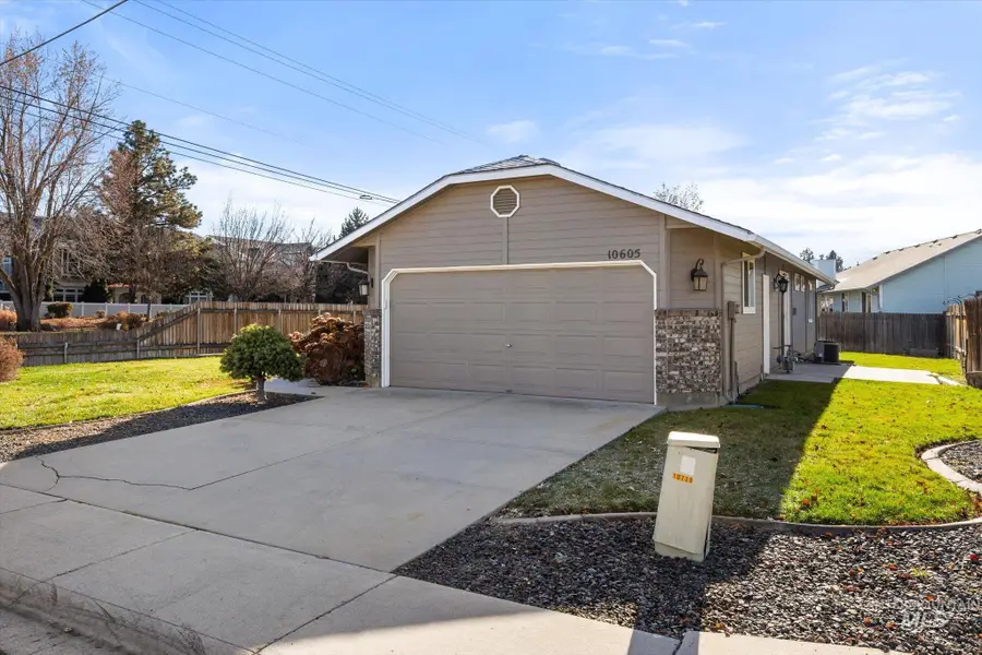 10605 W Goldenrod Ave, Boise, ID 83713 - Image #2