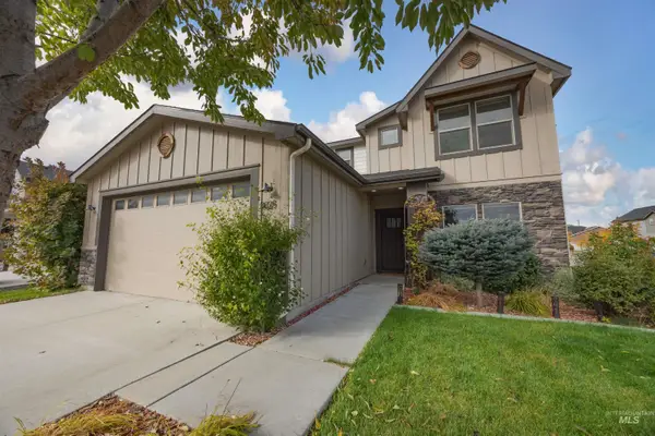 8025 S Red Cliff Ave, Boise, ID 83716